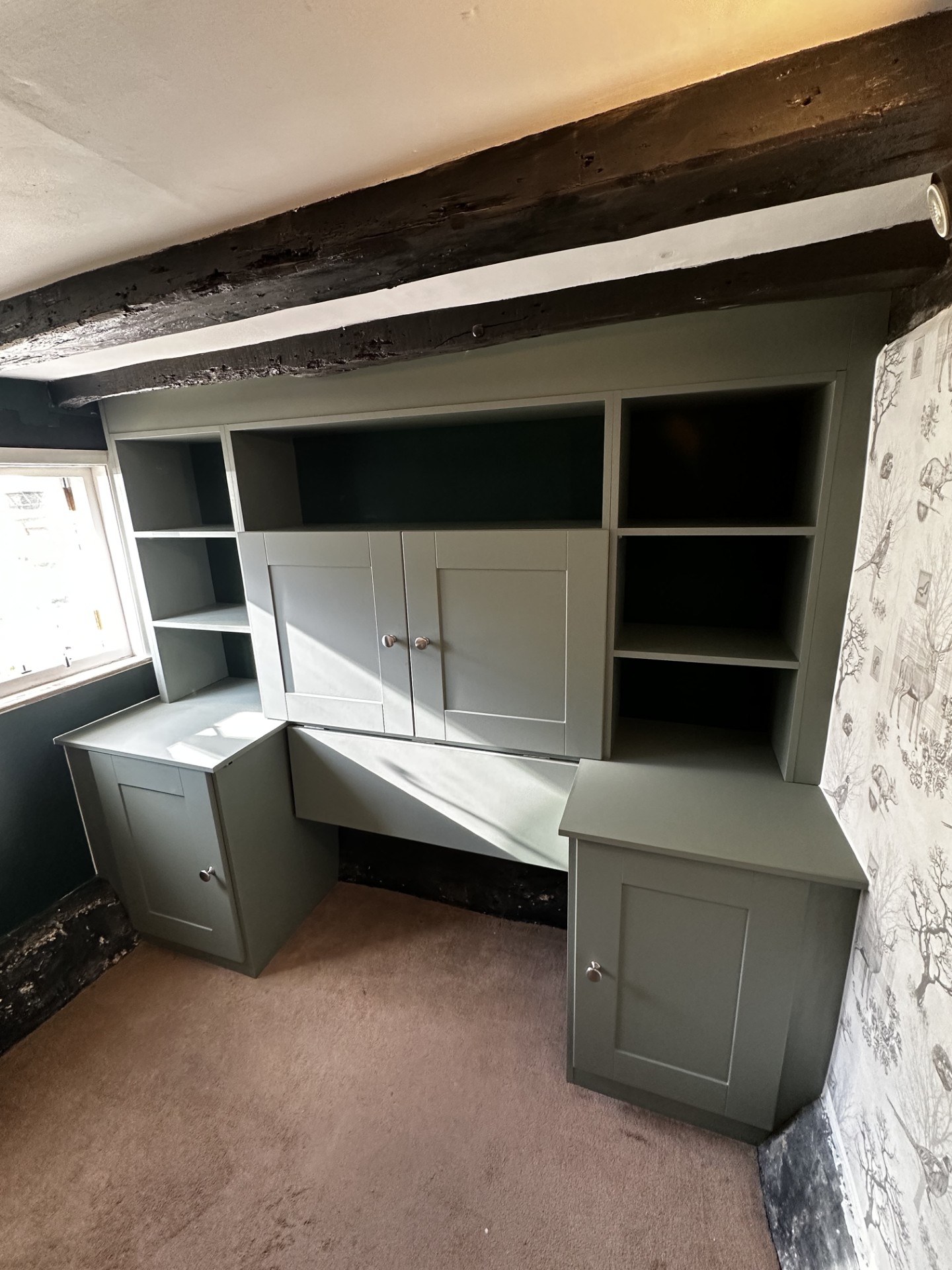 Bespoke fitted home office in Kent